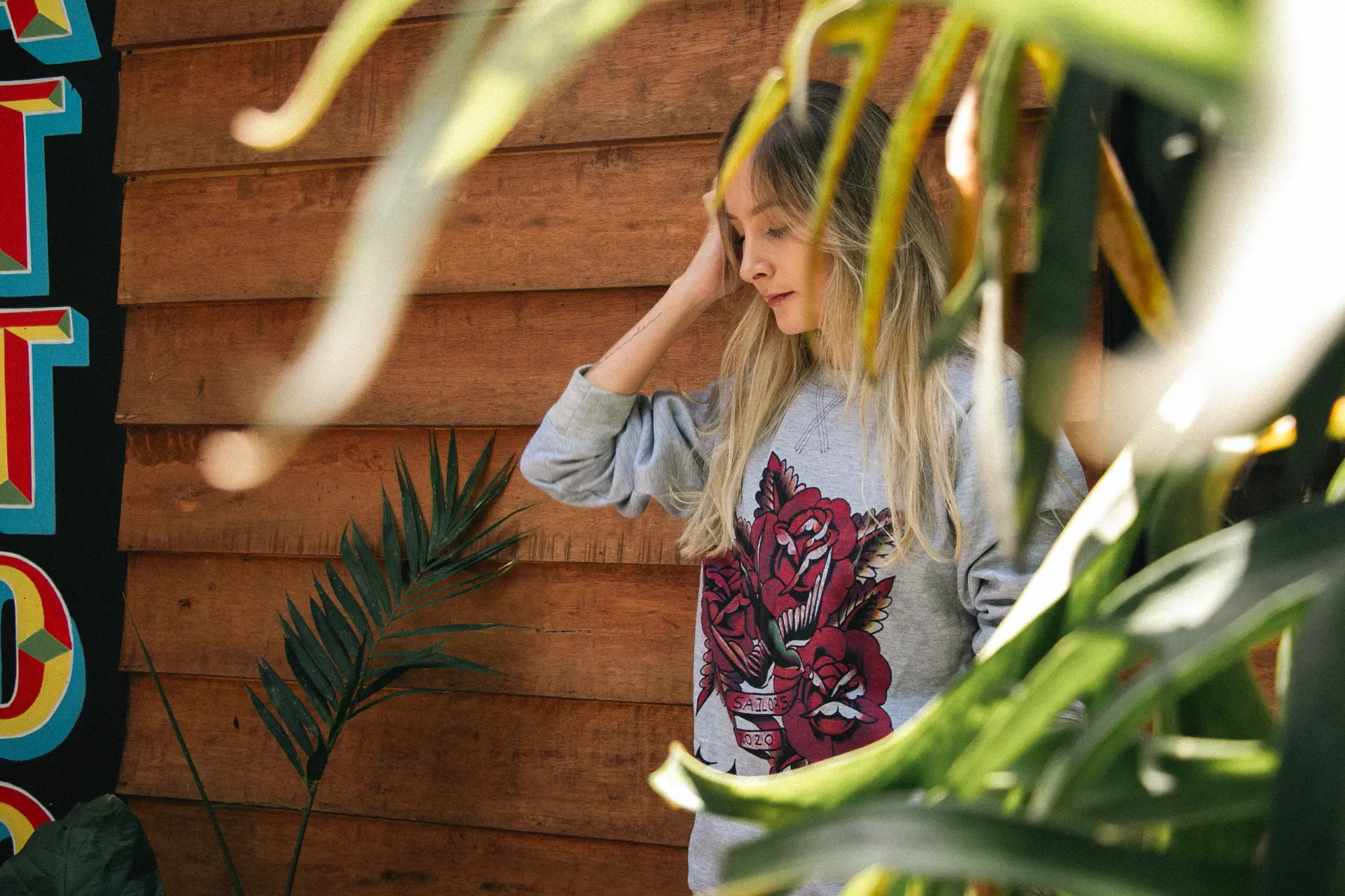 Sailors & Mermaids — Buzo — Merch / retrato editorial