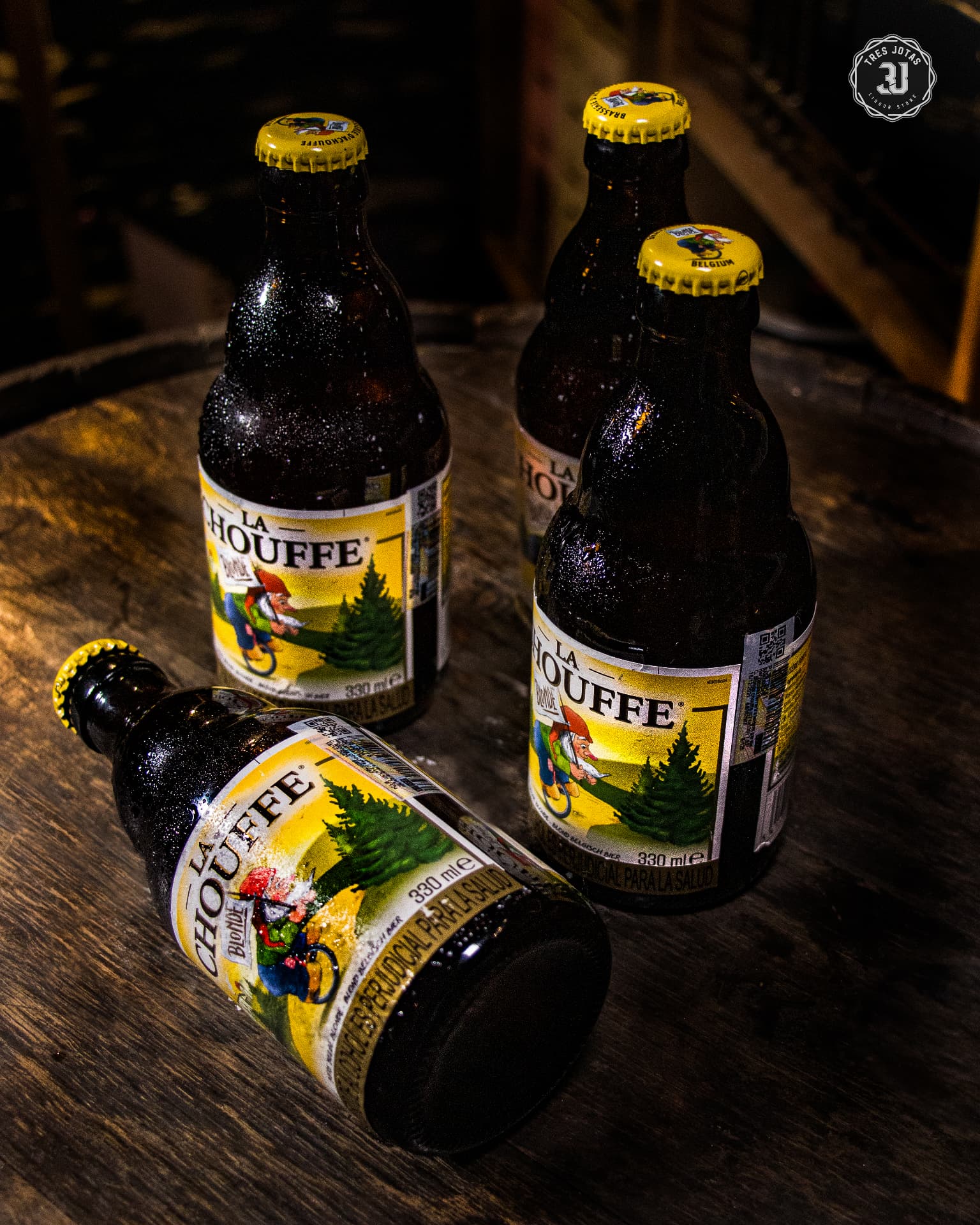 Tres Jotas — La Chouffe — Producto / luz dirigida